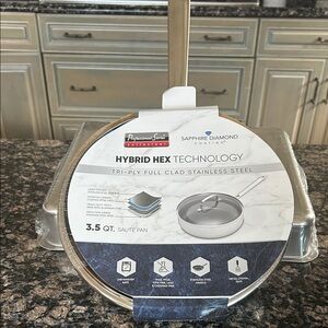PROFESSIONAL-SERIES  HYBIRD TECHNOLOGY 3.5 QT SAUTÉ PAN NWT